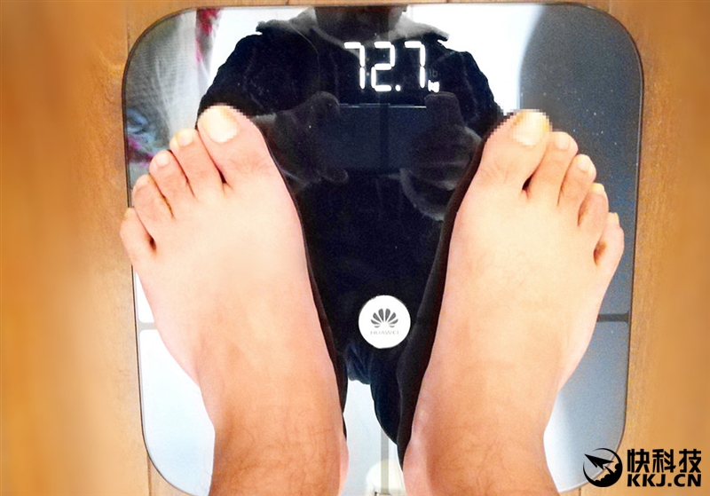199元!华为智能体脂秤评测:完美颜值的全能健康顾问